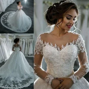 Robe de mariée avec appliques en dentelle