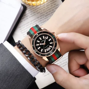 Montre pour hommes à la mode