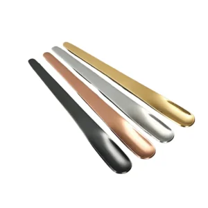 Cuillère à thé cuillère plate en acier inoxydable.