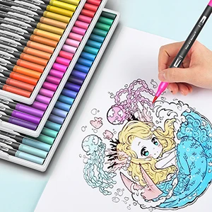 Ensemble de stylos de coloriage