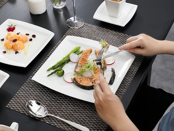 30 pièces ensemble de dîner