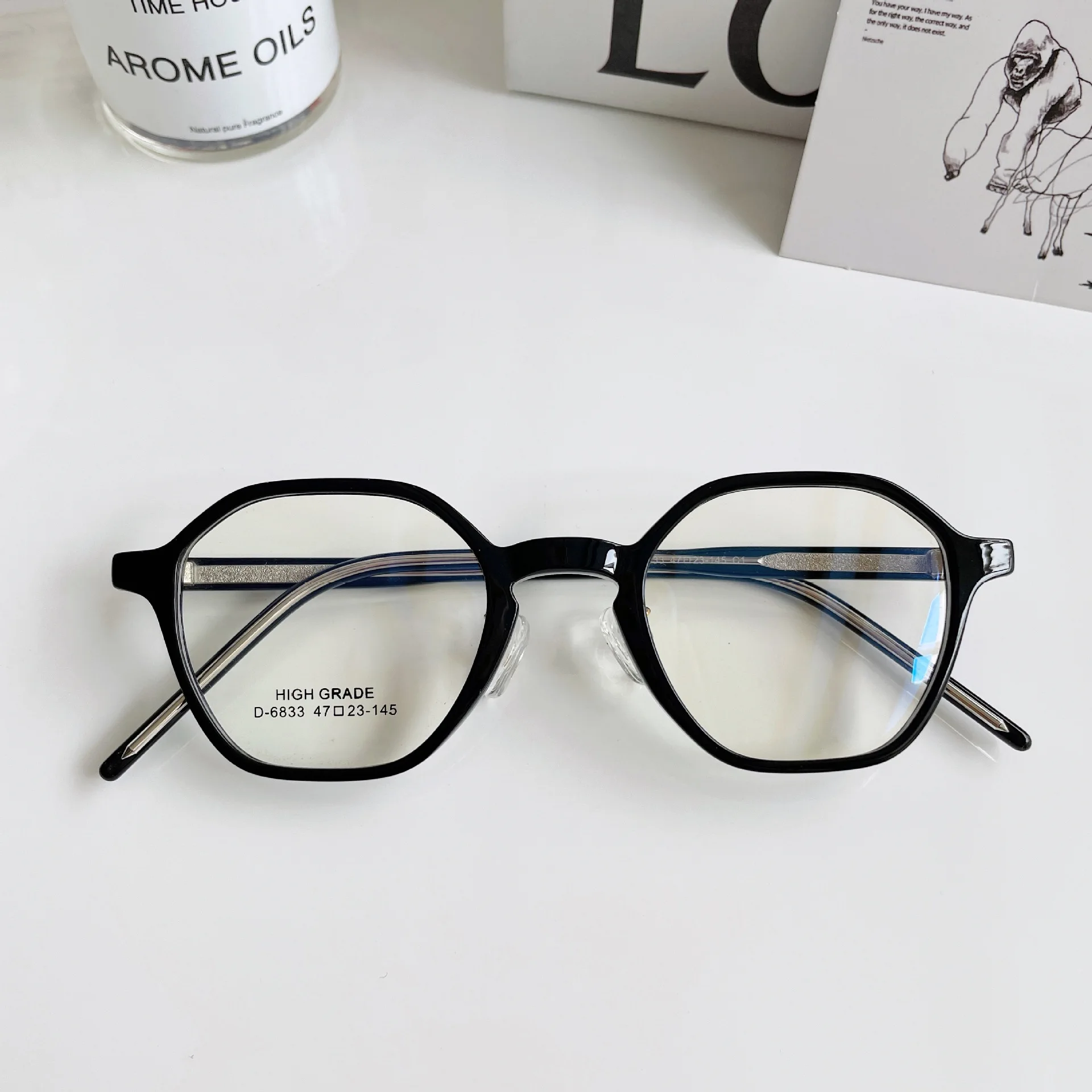 Montures de lunettes