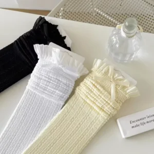 Chaussettes hautes en dentelle