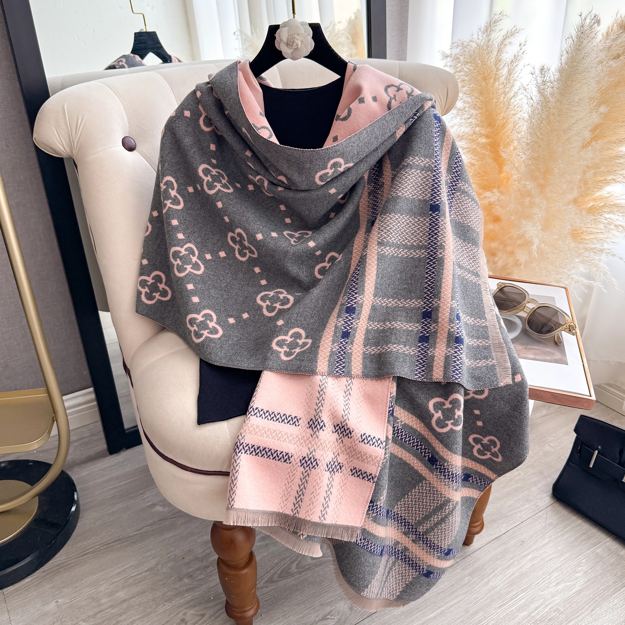 Écharpe à carreaux – Image 5